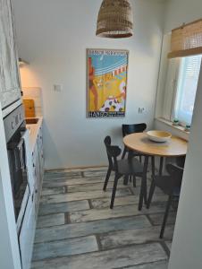 Køkken eller tekøkken på Amos Coastal Escape Studio - Hanko + 4 billeder