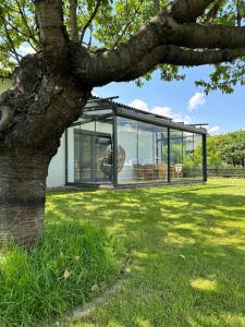 En have udenfor myurlaub(.)at