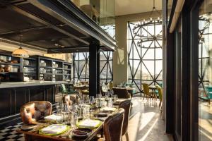 Drinks på The Silo Hotel