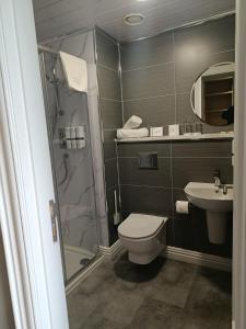 Et badeværelse på Tara Hotel