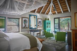 Giường trong phòng chung tại Royal Malewane +96 ảnh