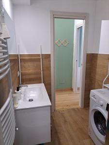 Et badeværelse på Casa MAGNA + 26 billeder