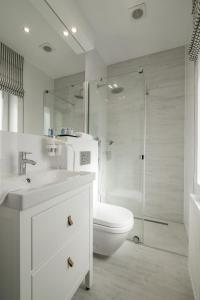 Kúpeľňa v ubytovaní Willa Błękit Hotel by Dorota Szelągowska + 37 fotografií
