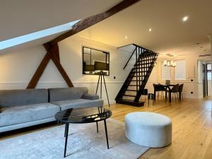 Et opholdsområde på ALFRED SUITES - Appart-Hôtel - Dijon - Centre Historique