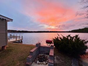 Gallery image of The Lake House in Coventry