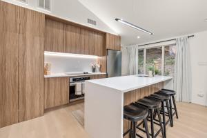 Nhà bếp/bếp nhỏ tại Pond House at Carter Bridge Estate