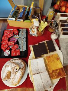 a table with a tray of different types of food at Ferien Wohnung in Chemnitz