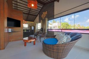 A television and/or entertainment centre at Mar e Lar