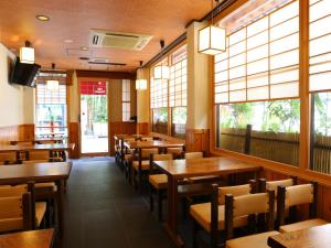 Restoran ili neka druga zalogajnica u objektu Ryokan Kamogawa Asakusa