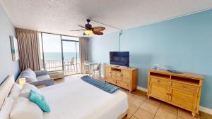 Et tv og/eller underholdning på Island Inn Beach Resort