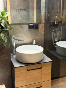 Et badeværelse på Apartament MOCHA Szczytno Mazury + 20 billeder