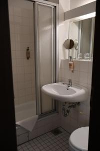 Et badeværelse på Hotel Astor + 23 billeder