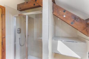 Koupelna v ubytování Puffin Cottage, Bamburgh + 23 fotografií