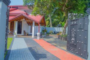 Gallery image of vindy villa hikkaduwa in Nindana