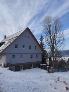 Apartmány chata Samoty om vinteren