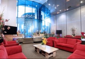 โทรทัศน์และ/หรือระบบความบันเทิงของ Aston Palembang Hotel & Conference Centre