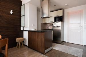 Kuhinja ili čajna kuhinja u objektu Levikolmio B3