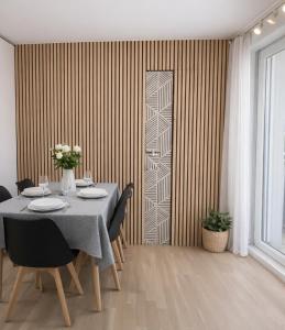 Billede fra billedgalleriet på Opposite Metro 14, Cozy Guest Room with Garden & Free Parking, 5 min Orly Airport, 7 min Paris i Chevilly-Larue