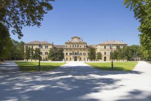 Снимка в галерията на NH Parma в Парма