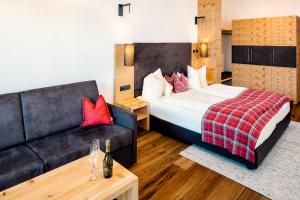 Hotel Sedona Lodge客房内的一张或多张床位