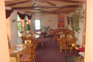 Restaurace v ubytování Pension Zum Bauernstübl