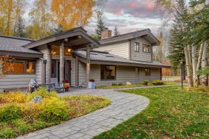 a house with a walkway in front of it at Abode at Alpine Retreat in Wilson