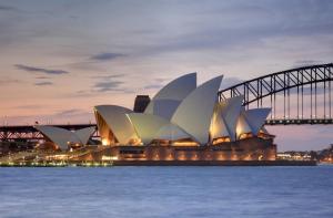 a view of the sydney opera house and the harbour bridge at KozyGuru | Penrith | Spacious Ground Floor Gem in Penrith +8 photos
