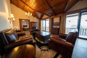 Gallery image of Duja Chalet Ski Center in Sarıkamıs +79 photos