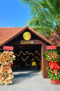 a restaurant with aalloween sign on the front of it at Sân Vườn Hotel Khánh Hòa in Ninh Hòa +51 photos