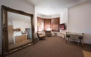 Köök või kööginurk majutusasutuses Ikon Hotel