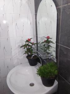 Koupelna v ubytování Niwasa House + 37 fotografií