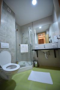 Koupelna v ubytování Hotel Tesla