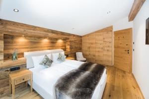 Postel nebo postele na pokoji v ubytování Pepi's Suites - Lechtal Apartments
