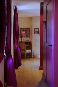 TV a/nebo společenská místnost v ubytování B&B Canal Deluxe