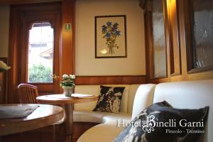 Istumisnurk majutusasutuses Hotel Binelli