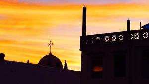 O pôr ou nascer do sol visto do apart-hotel ou dos arredores