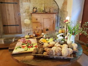 a table with many different types of food on it at Gohrischer Hof Anno 1798 in Kurort Gohrisch