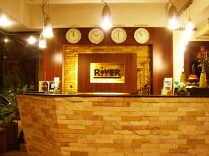 Lobbyn eller receptionsområdet på River Resort & Spa