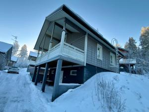 Byggnaden som villan ligger i