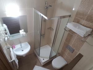 Koupelna v ubytování Hosta Otel