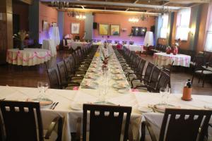 Restaurace v ubytování Hotel Palacio de Oñate