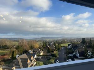 a view of a residential neighborhood with houses at Bella Vista Studio-Appartement in Bad Rothenfelde