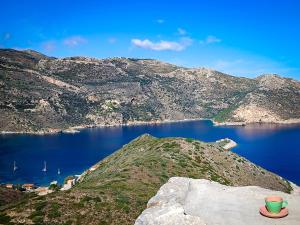 a view of a lake from the top of a mountain at Armaki in Páliros