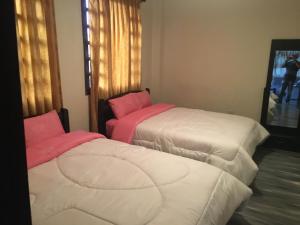 Postel nebo postele na pokoji v ubytování Hotel Krone