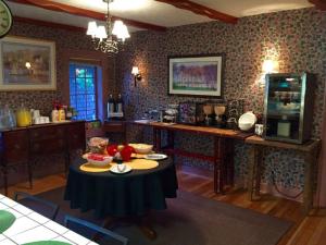 Gallery image of Strawberry Valley Inn in Mount Shasta