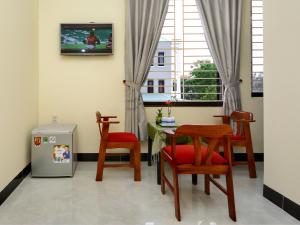 A seating area at Fireworks Homestay