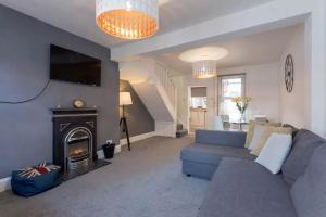 Posezení v ubytování Hastings House - Modern 2 Bedroom House in Central Luton & Near Airport