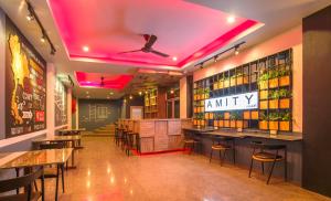 Lounge nebo bar v ubytování Amity Poshtel