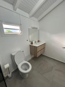 Bany a Villa Cosy Lamentin