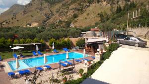 Γενική θέα στο βουνό ή θέα στο βουνό από  αυτό το ξενοδοχείο διαμερισμάτων